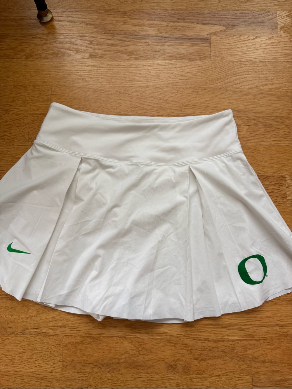 Nike White Pleated Skater Tennis Skirt with Green Logos